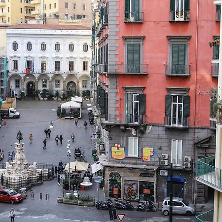 Modern Apartment At Piazza Del Gesu' By Wonderful Italy Napels Buitenkant foto