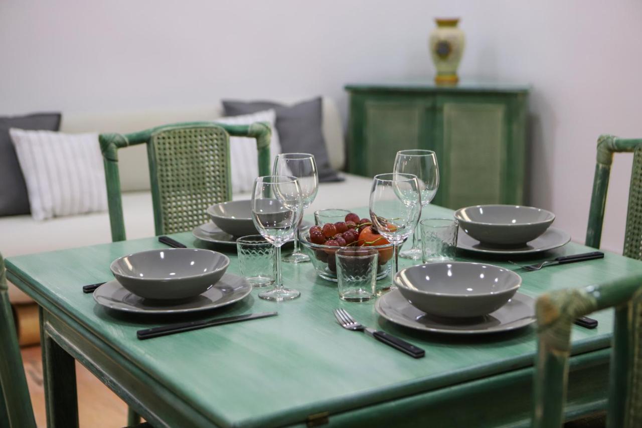 Modern Apartment At Piazza Del Gesu' By Wonderful Italy Napels Buitenkant foto